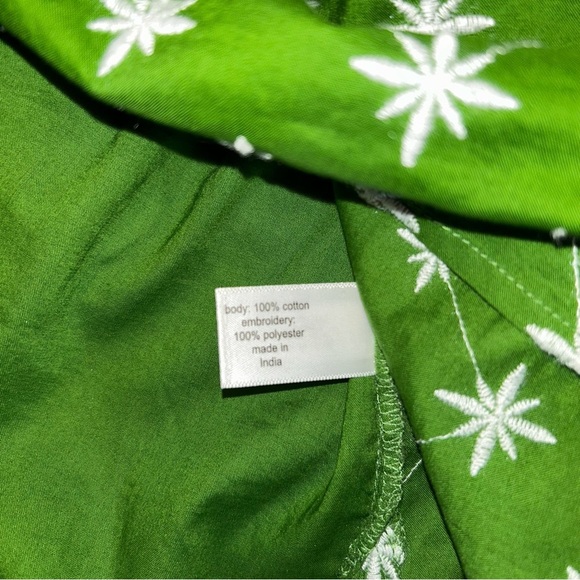 Lane Bryant Green Star Pattern Short Sleeve Tee - Picture 6 of 6